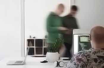 【软件选择指南】专业推荐的在线轰炸电话软件版